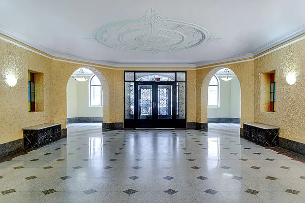 Rented by Edel Family Management | media 7