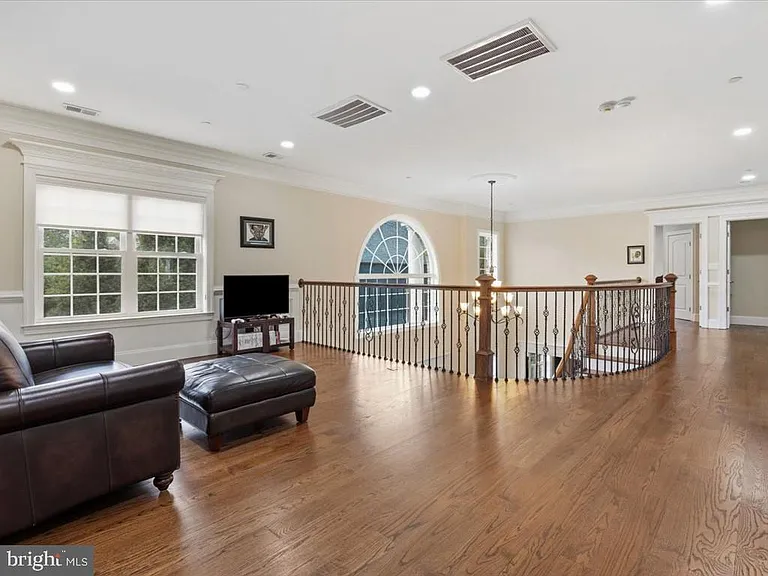 12107 Glen Mill Rd — Photo 23