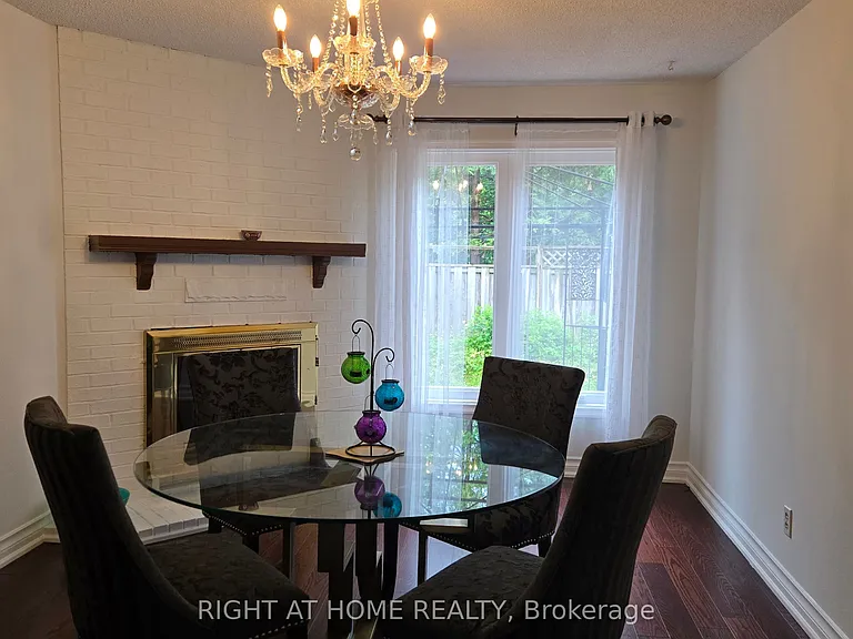 5 Constellation Cres — Photo 4