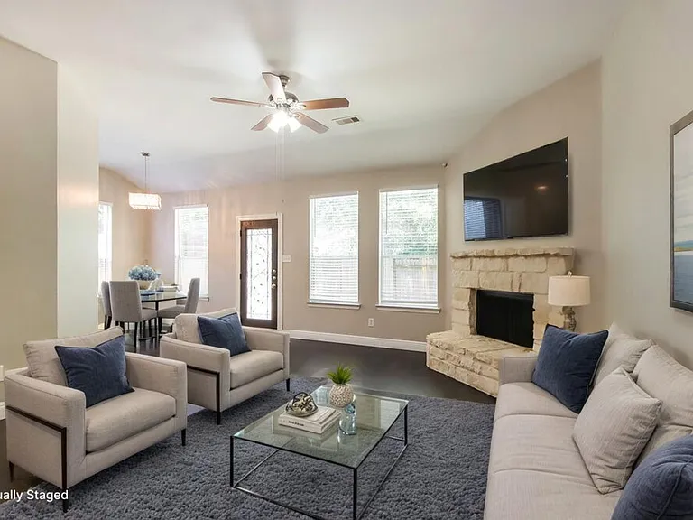 21620 Hackamore Ct — Photo 3