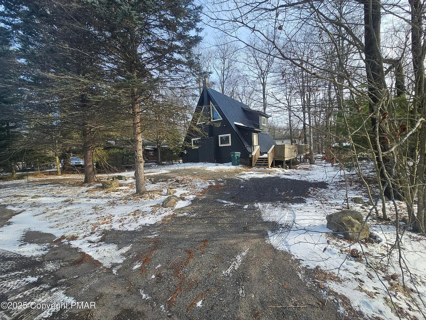 5666 Pembrook Dr photo 1
