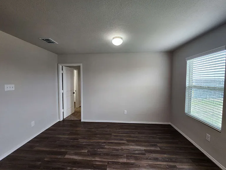 14428 Cloudview Way — Photo 6