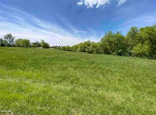 13-102 Quail Hollow Dr, Lanark, IL 61046