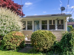 8 Old Bogus Rd, New Fairfield, CT 06812