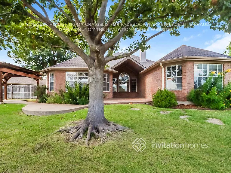 11 Mary Lou Ct — Photo 14