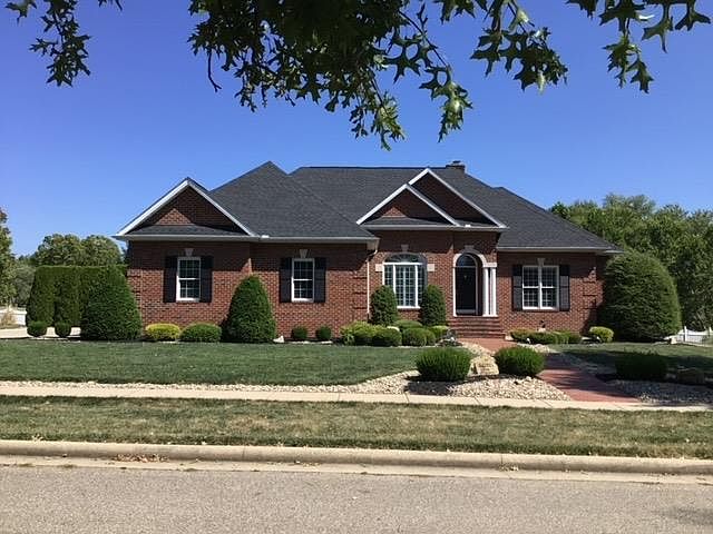 1st image of 224 Breckenridge Dr