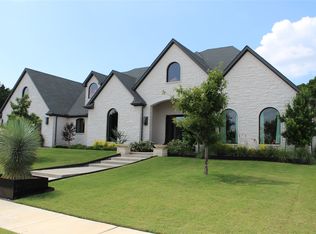 333 Renaissance Ln, Heath, TX 75032