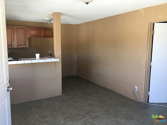 3rd image of 66041 Cahuilla Ave