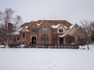 N28W30718 Grey Fox Ct, Pewaukee, WI 53072