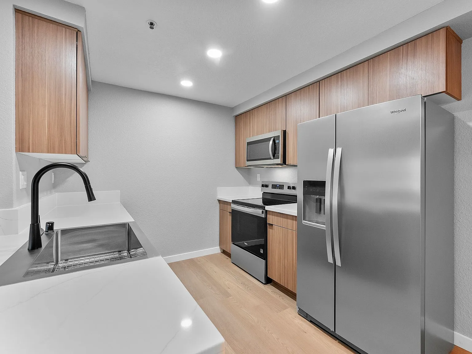 Crestwood Apartment Homes — Photo 1