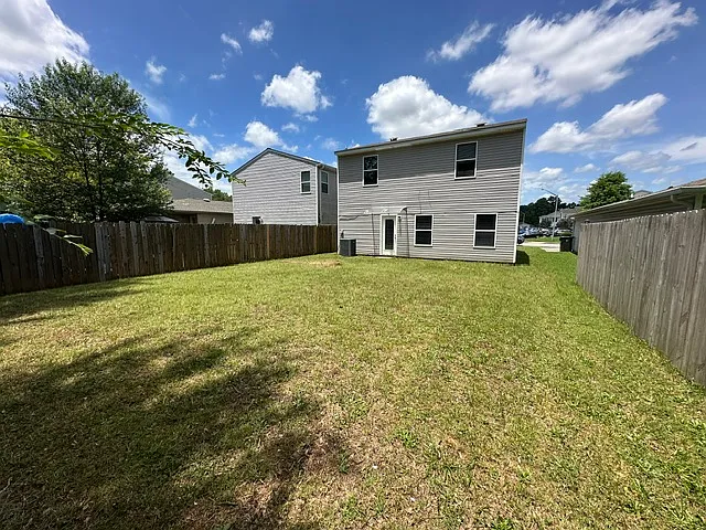 106 Cloverbrook Dr — Photo 6