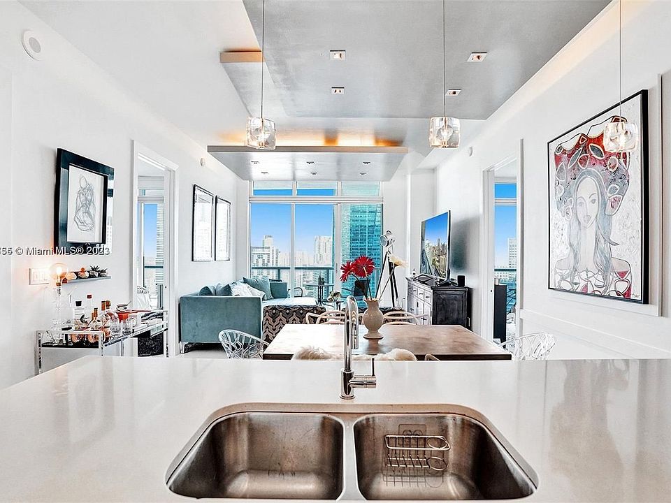 1st image of 500 Brickell Ave #Lph-05