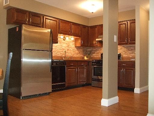 4th image of 5701 Park Pl APT C1