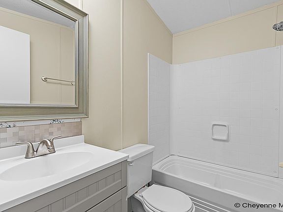 3rd image of 508 Secret Valley Trl