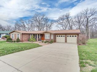 1107 Grand Prix Dr, Saint Charles, MO 63303