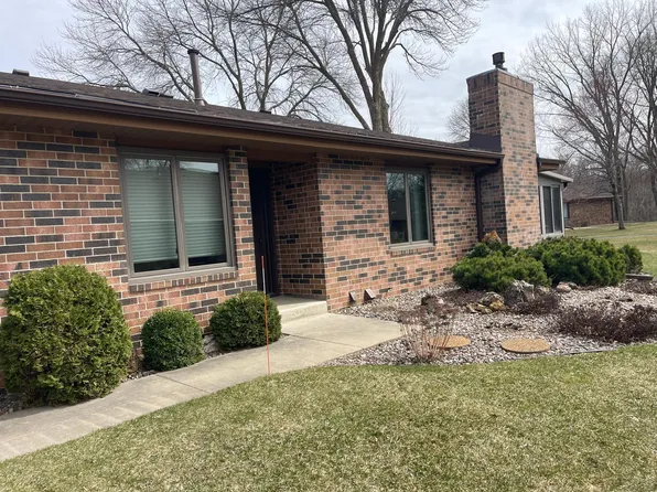 2241 Baihly Ln SW, Rochester, MN 55902