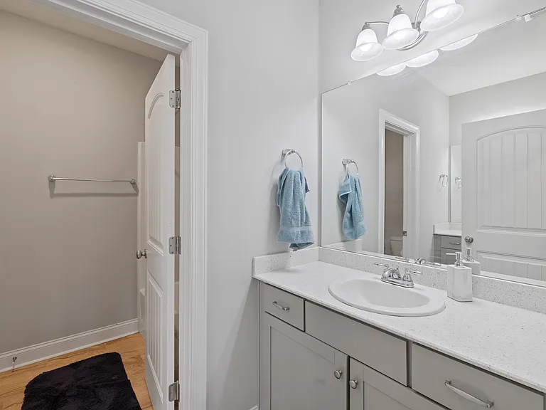 15 Hollyhock Ln — Photo 38