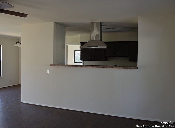 3rd image of 4434 Clear Spring Dr