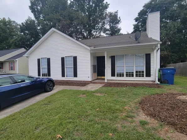1904 Lake Trout Ln, Raleigh, NC 27610