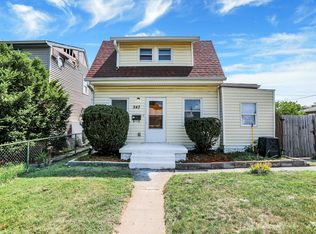 243 N 17th Ave, Beech Grove, IN 46107