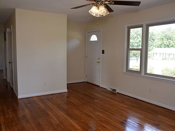 2nd image of 1812 Cameron Rd