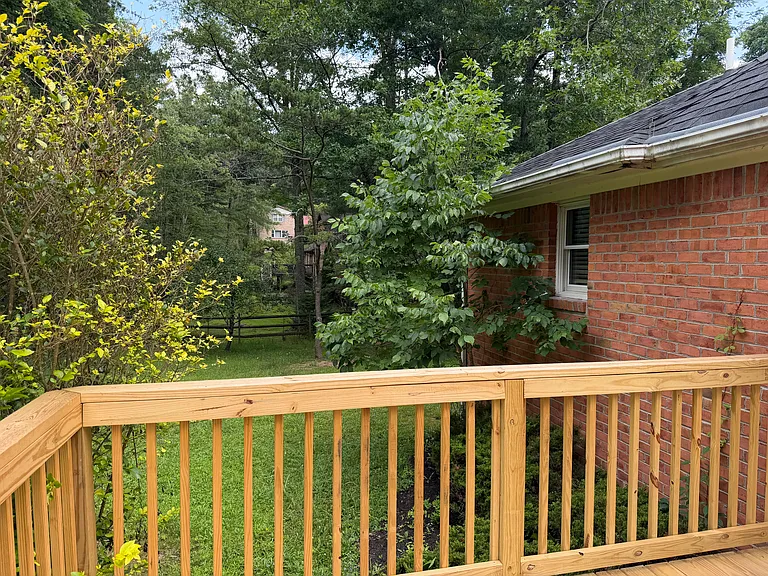 175 Highland Cir — Photo 43