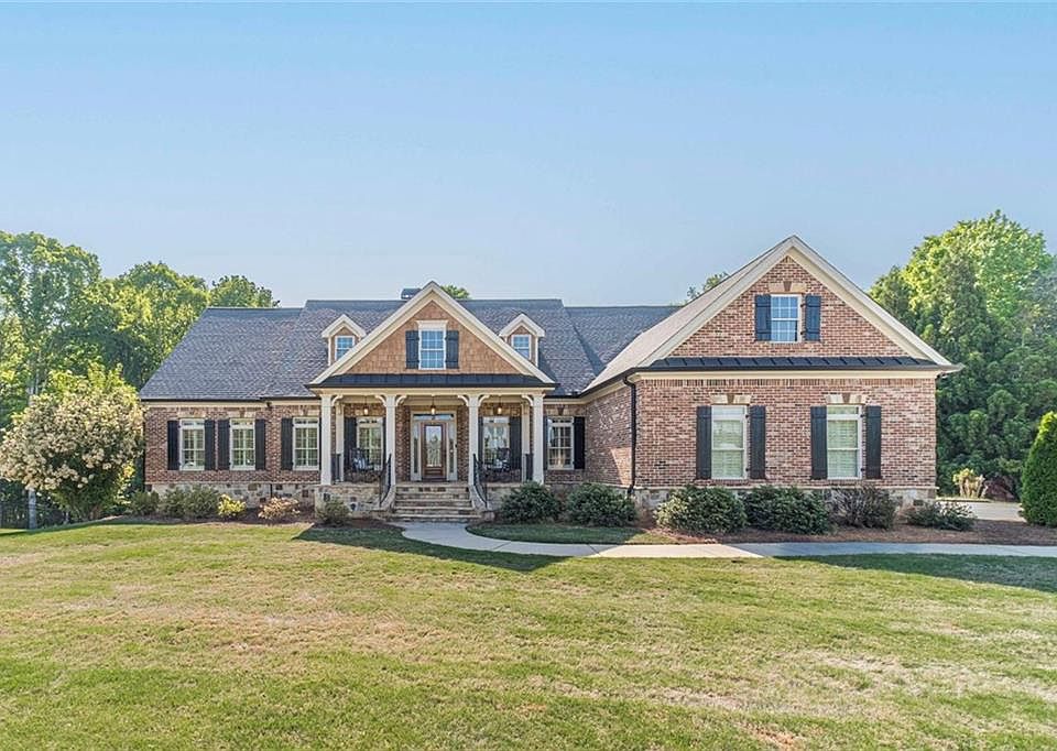 1st image of 2124 Stonegate Way