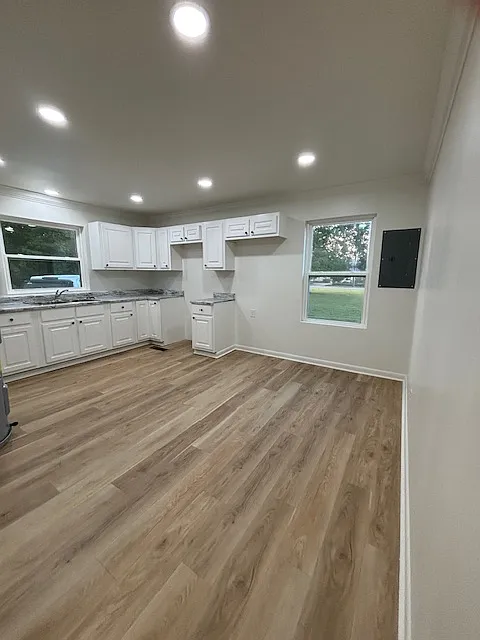 2 bed, 900 sqft, $900 — Photo 3