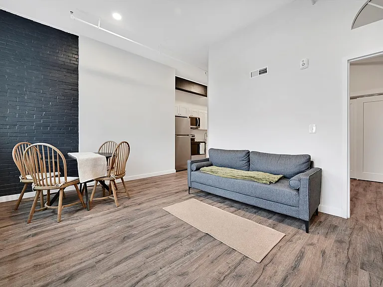 Fleetwood Lofts — Photo 82
