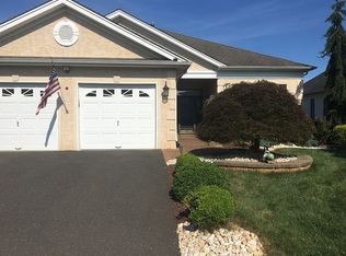 7 Crenshaw Ct, Monroe Township, NJ 08831