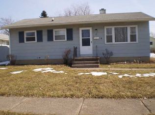 17 Luksin Dr, Tonawanda, NY 14150