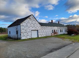 662 Albion Rd, Unity, ME 04988