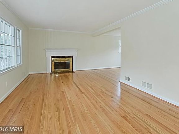 4th image of 22 S Highland St