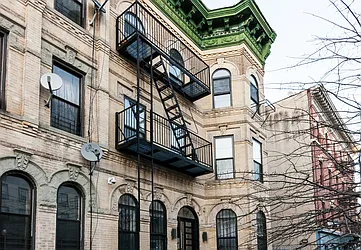 Rented by Rennit Inc.