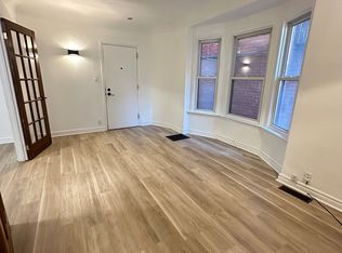 886 College St, Toronto, ON M6H 1A3