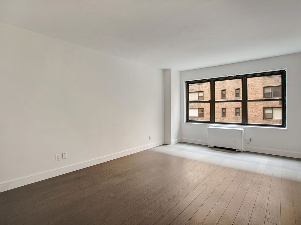 1st image of 120 E 34th St APT 4B