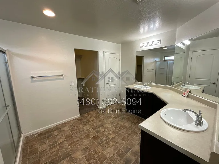 6112 E Paradise Ln — Photo 20