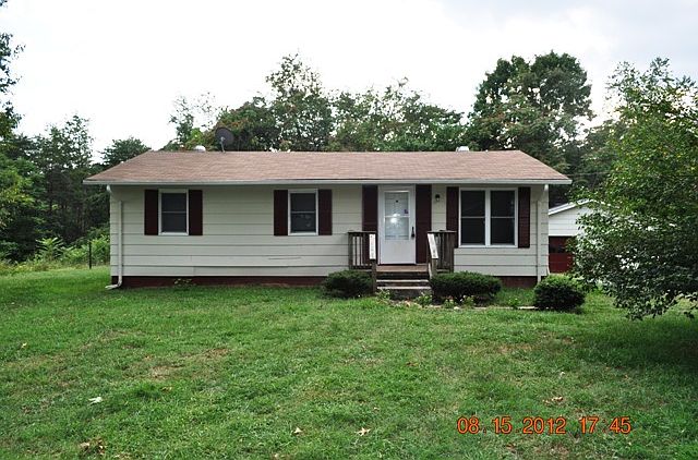 2nd image of 1973 Echo Hill Dr