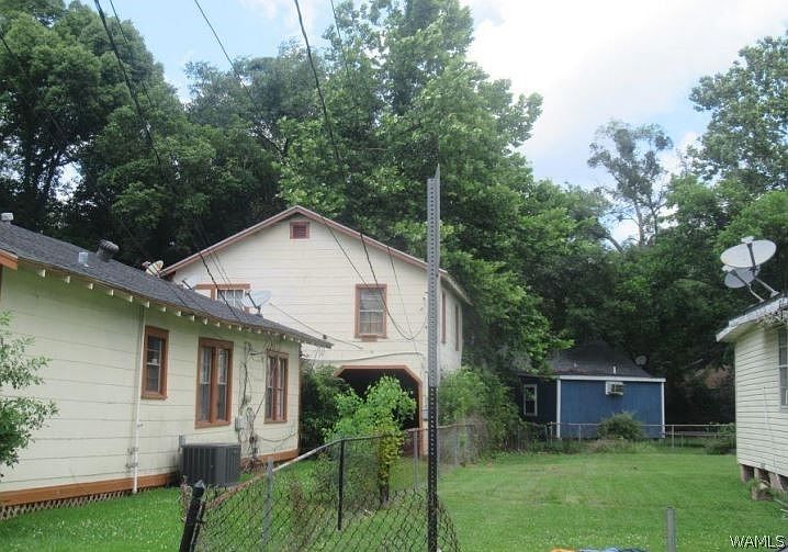 2nd image of 439 Irby St