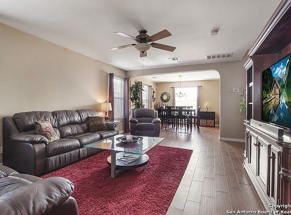 4th image of 10426 Appaloosa Bay
