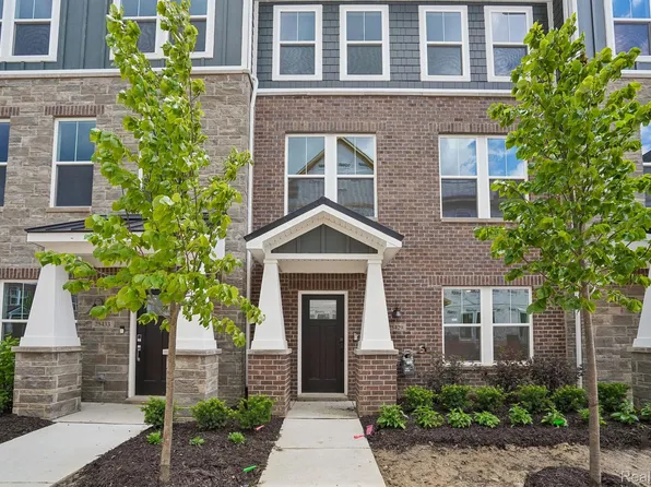 25429 Orwell St, Novi, MI 48375