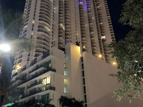 350 S Miami Ave APT 302, Miami, FL 33130