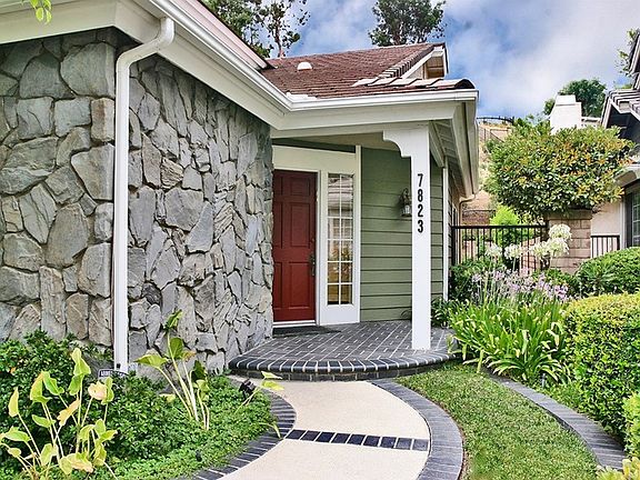 2nd image of 7823 Cowper Ave