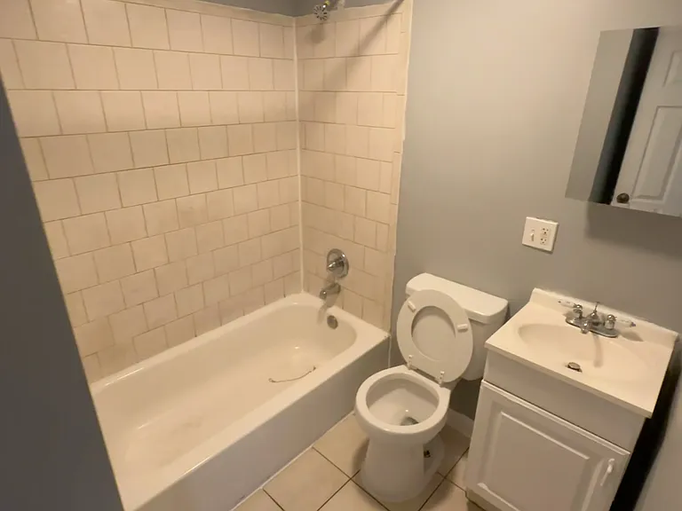 3703 W Franklin St — Photo 9
