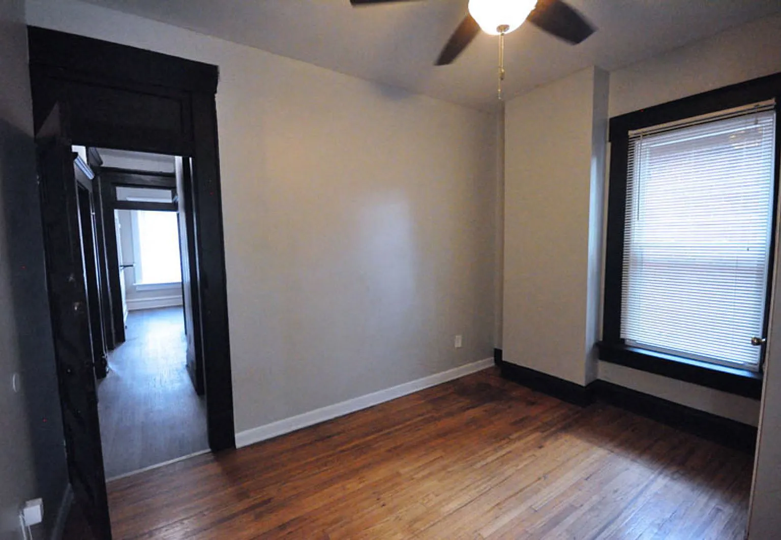 4 bed, 1.0 bath, $2,195 — Photo 3