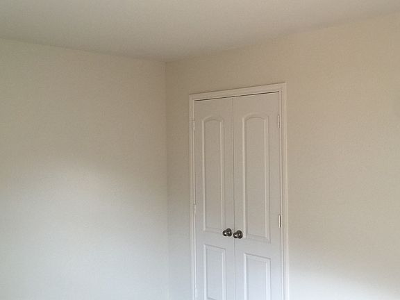 4th image of 2301 Mulberry Dr