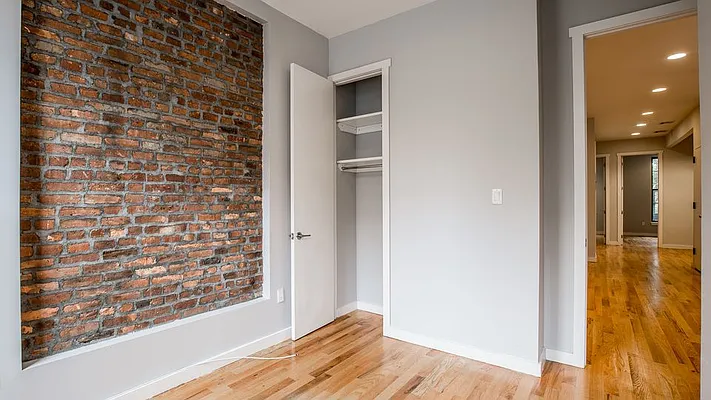 Rented by Nooklyn NYC LLC | media 23