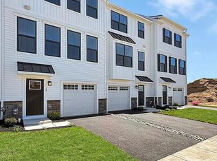 21 Domenica Dr, Moorestown, NJ 08057