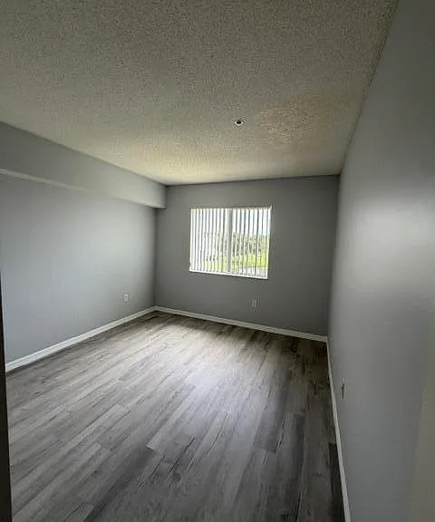 1590 S 42nd Cir #308 — Photo 16