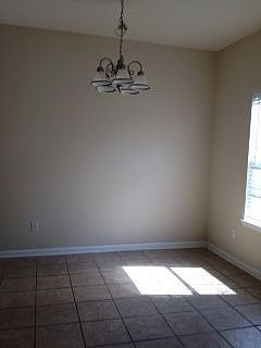 3rd image of 26C Old Courthouse Way